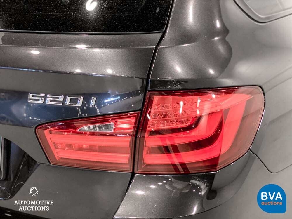 BMW 520i Touring M-Sport High Executive 5-Series 184pk 2012, TZ-432-N.