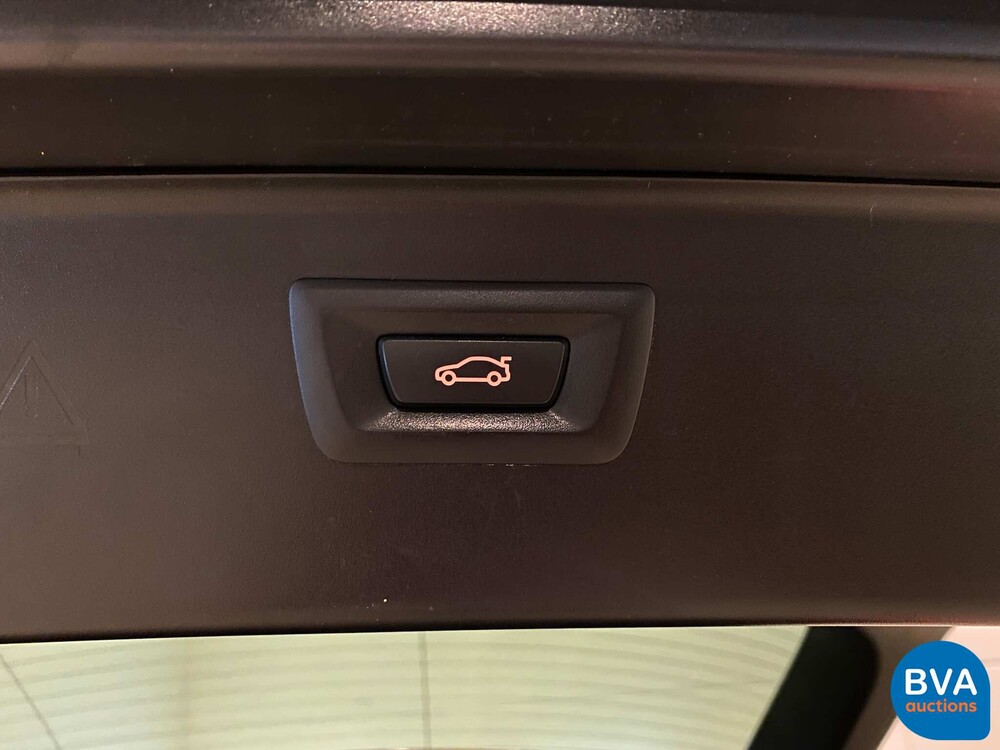 BMW 520i Touring M-Sport High Executive 5-Series 184pk 2012, TZ-432-N.