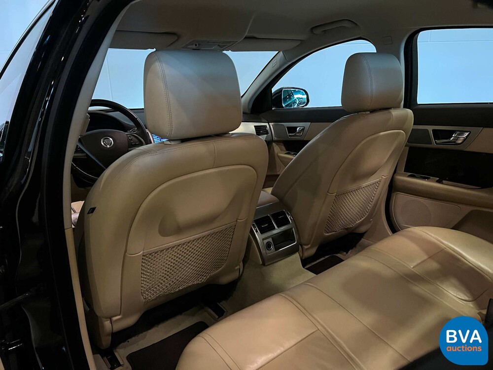 Jaguar XF 3.0 V6 340hp 2013 -Org. NL-, 7-KXK-58.