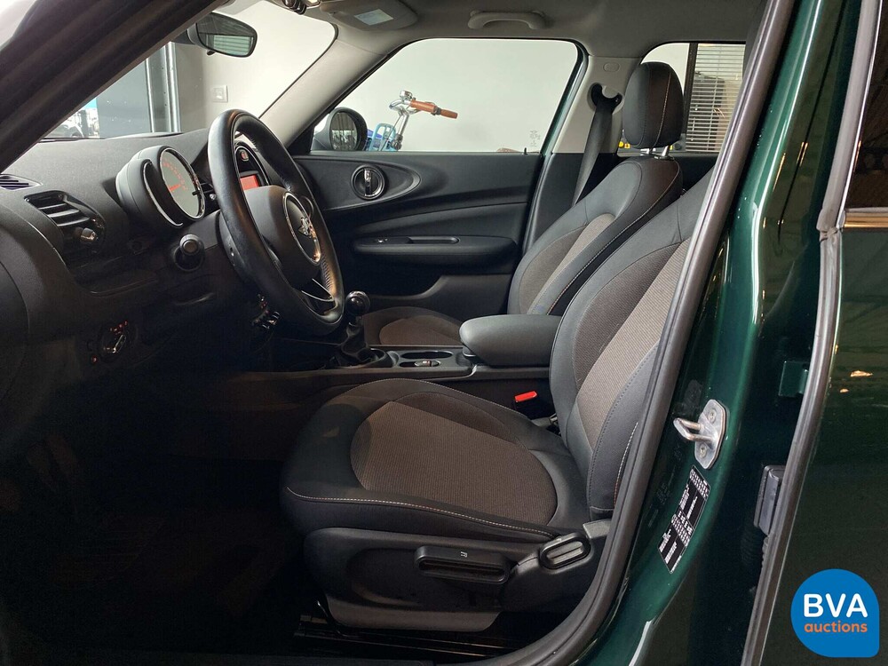 Mini Clubman 1.5D 116hp 2016 British Racing Green Mini Cooper.