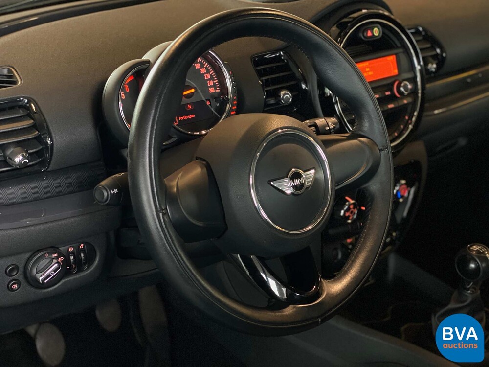 Mini Clubman 1.5D 116hp 2016 British Racing Green Mini Cooper.