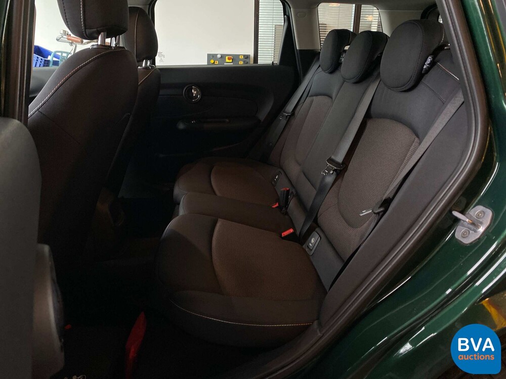 Mini Clubman 1.5D 116hp 2016 British Racing Green Mini Cooper.