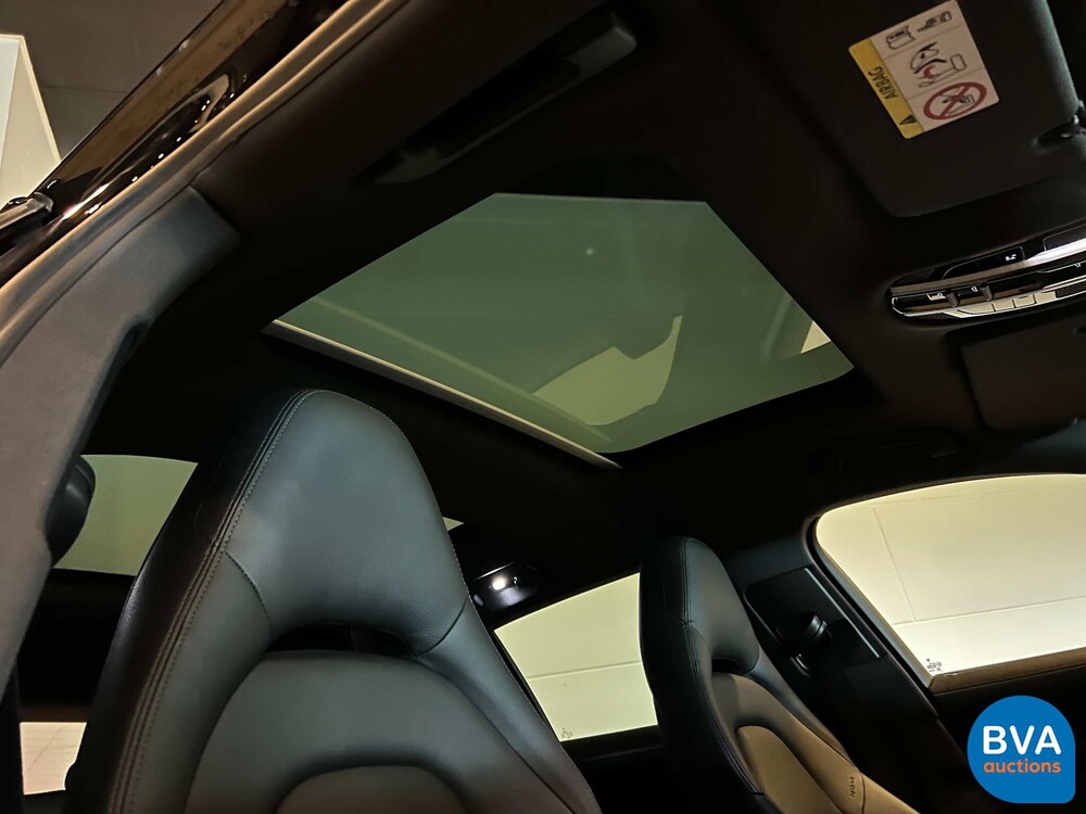 Porsche Panamera 4 Sport Turismo E-Hybrid SportChrono 462pk 2017 Plug-In Hybrid NW MODEL.