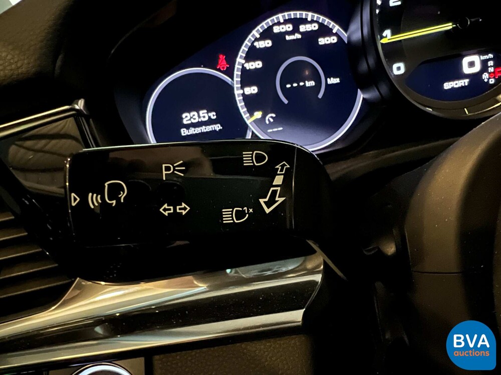 Porsche Panamera 4 Sport Turismo E-Hybrid SportChrono 462pk 2017 Plug-In Hybrid NW MODEL.