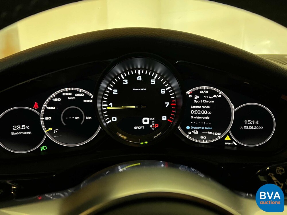 Porsche Panamera 4 Sport Turismo E-Hybrid SportChrono 462pk 2017 Plug-In Hybrid NW MODEL.