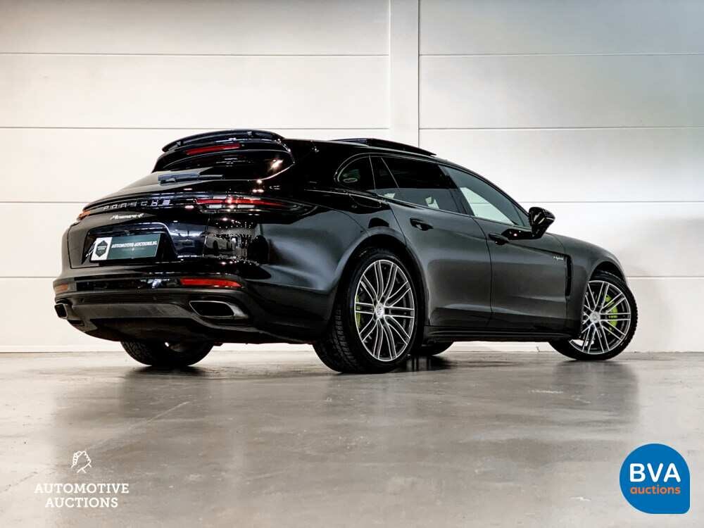 Porsche Panamera 4 Sport Turismo E-Hybrid SportChrono 462pk 2017 Plug-In Hybrid NW MODEL.