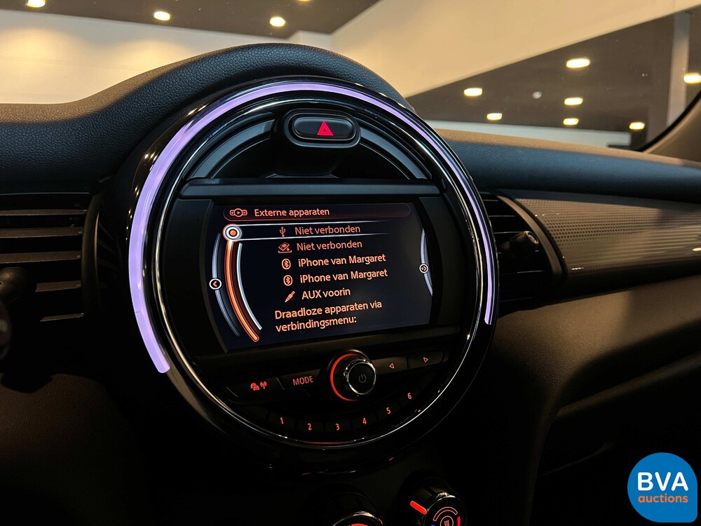 Mini Cooper 1.5 Chile Serious Business 136hp 2016, RG-118-Z.