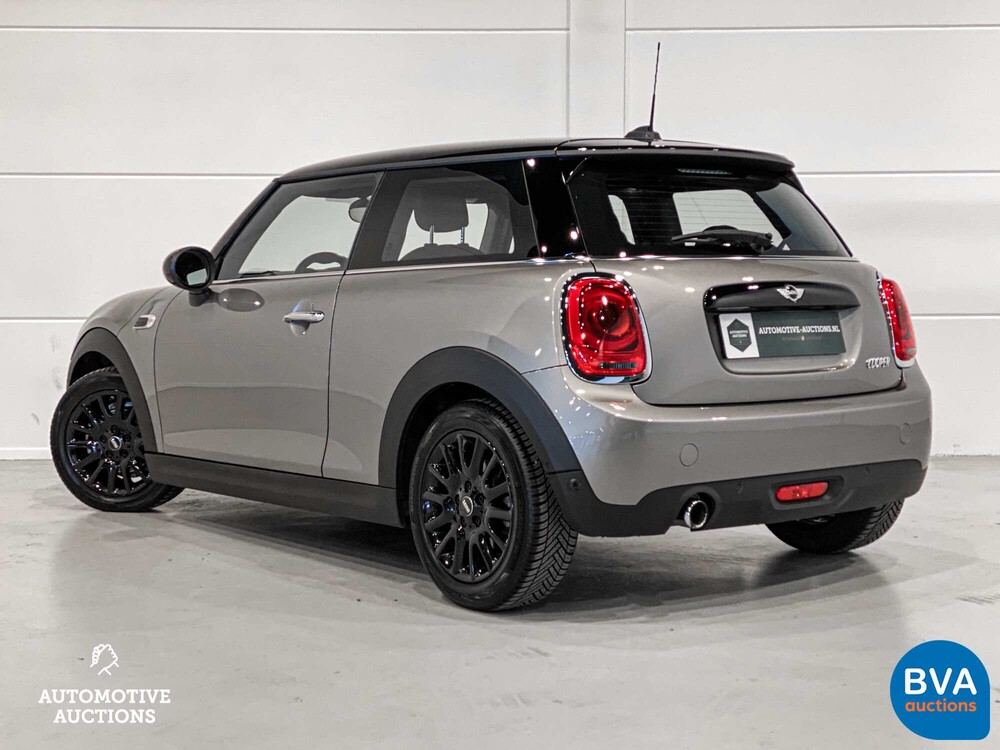 Mini Cooper 1.5 Chile Serious Business 136hp 2016, RG-118-Z.
