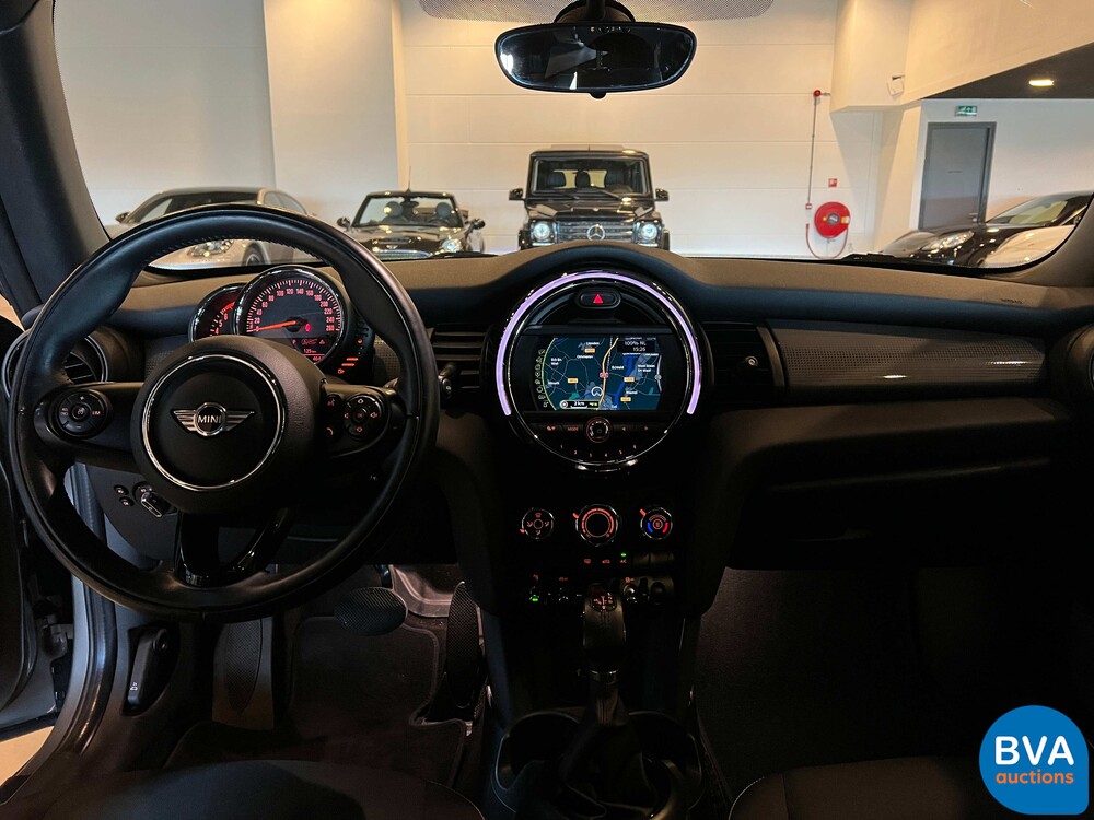 Mini Cooper 1.5 Chile Serious Business 136hp 2016, RG-118-Z.