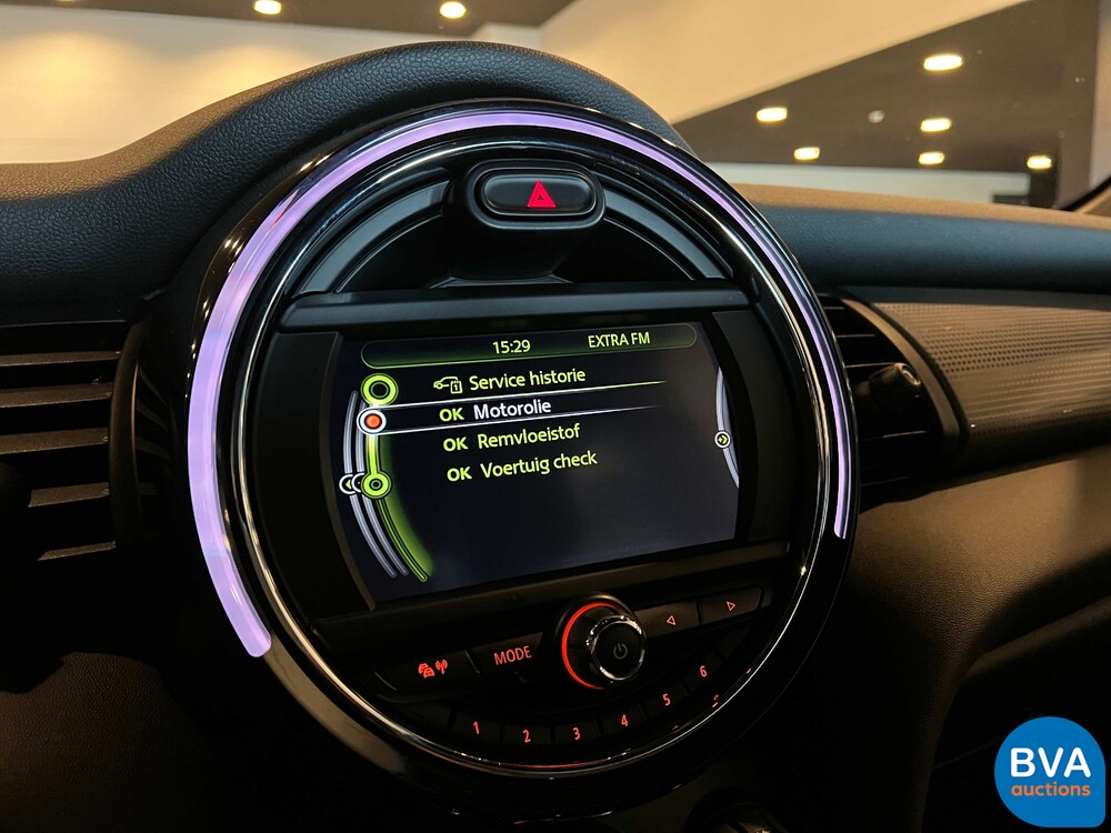 Mini Cooper 1.5 Chile Serious Business 136hp 2016, RG-118-Z.