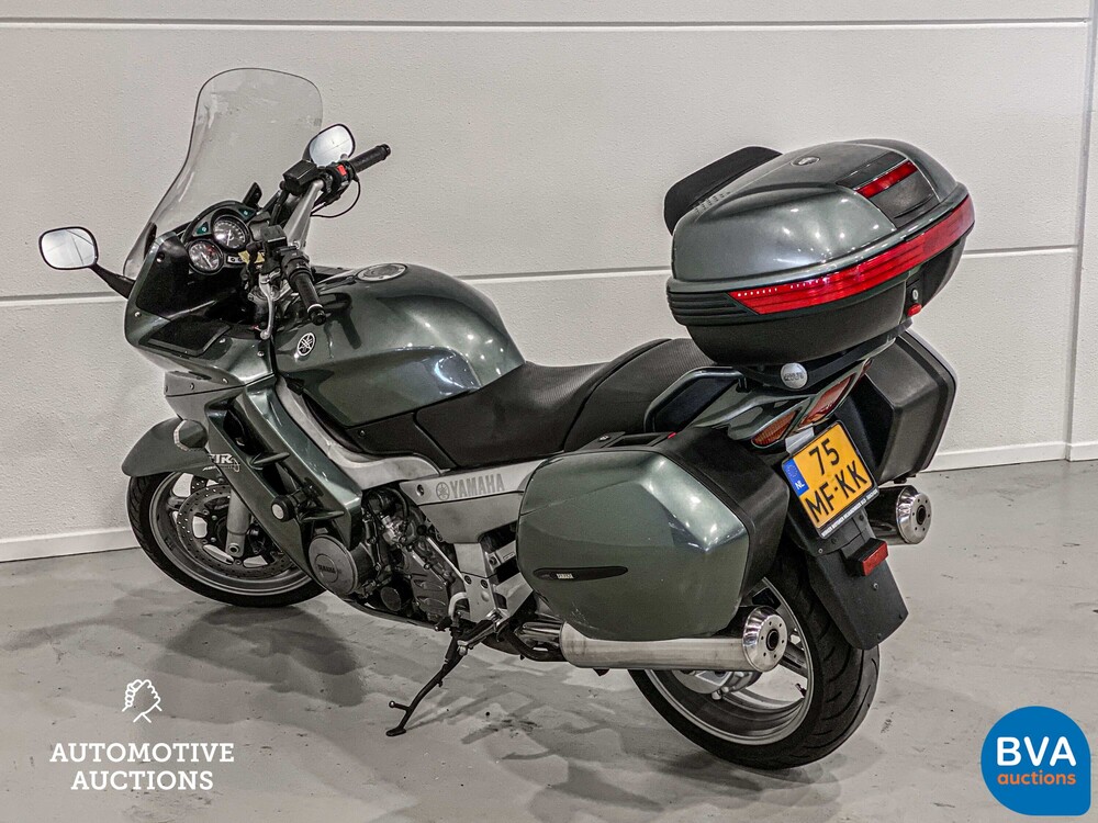 Yamaha Tour FJR 1300A 109 PS 2005, 75-MF-KK.