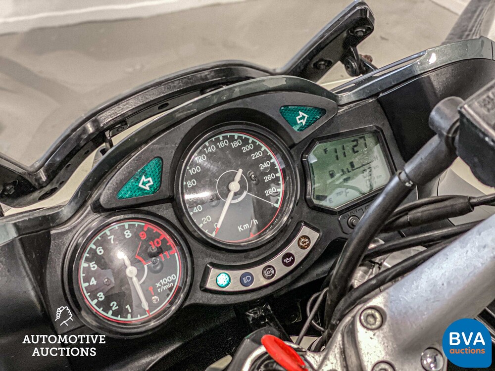 Yamaha Tour FJR 1300A 109 PS 2005, 75-MF-KK.