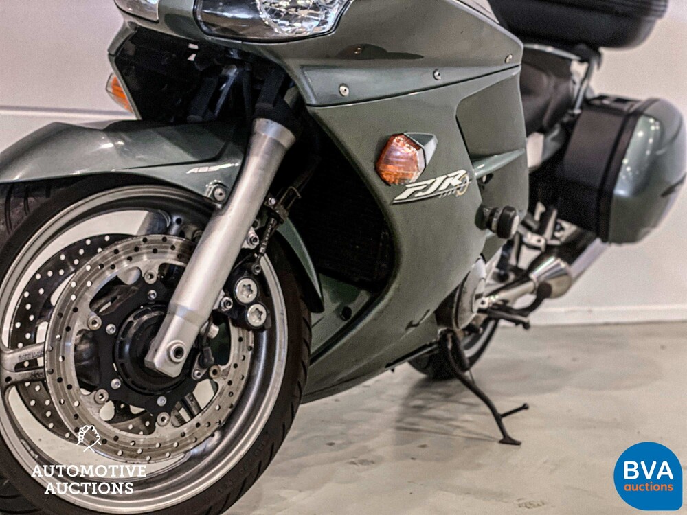 Yamaha Tour FJR 1300A 109 PS 2005, 75-MF-KK.