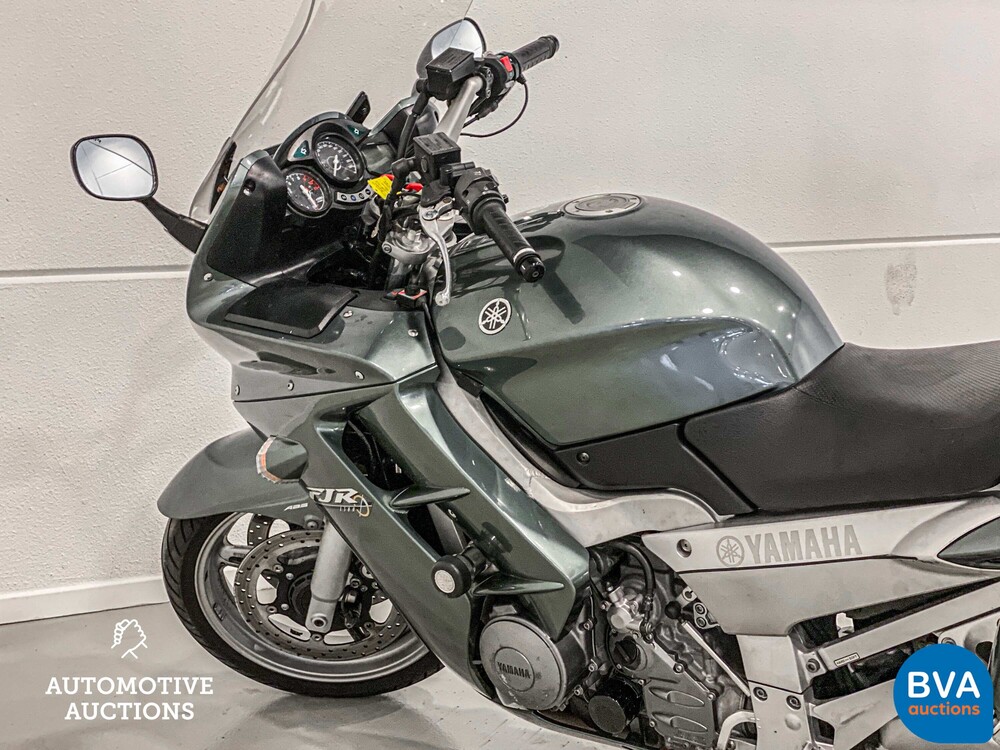 Yamaha Tour FJR 1300A 109 PS 2005, 75-MF-KK.