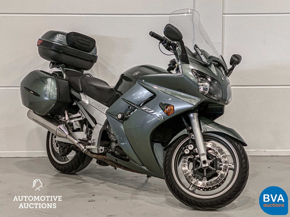 Yamaha Tour FJR 1300A 109 PS 2005, 75-MF-KK.