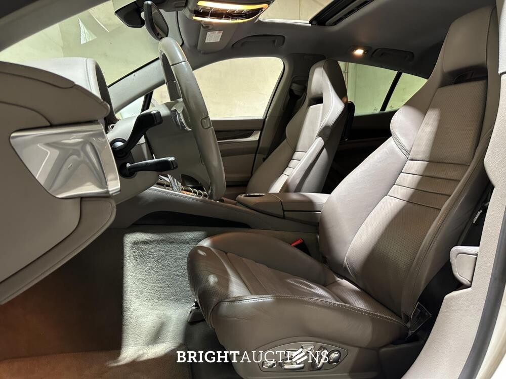 Porsche Panamera 4S 4.8 V8 400pk 2009, Z-798-BP