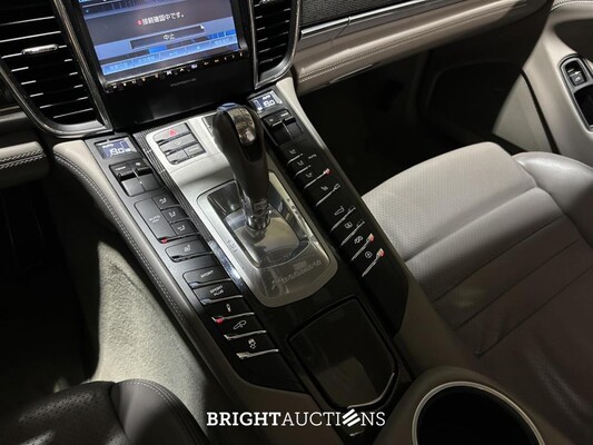 Porsche Panamera 4S 4.8 V8 400pk 2009, Z-798-BP