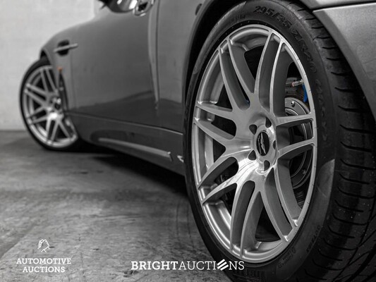 Aston Martin Vanquish 5.9 V12 466pk 2003