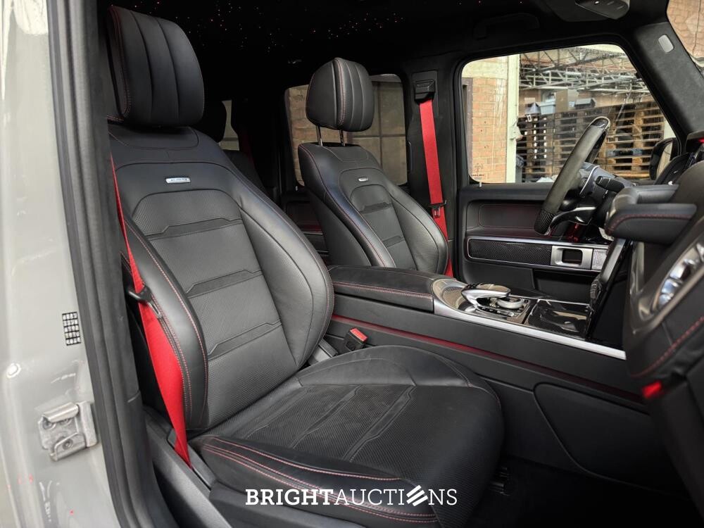 Mercedes-Benz G63 AMG 4.0 V8 585hp G-Class