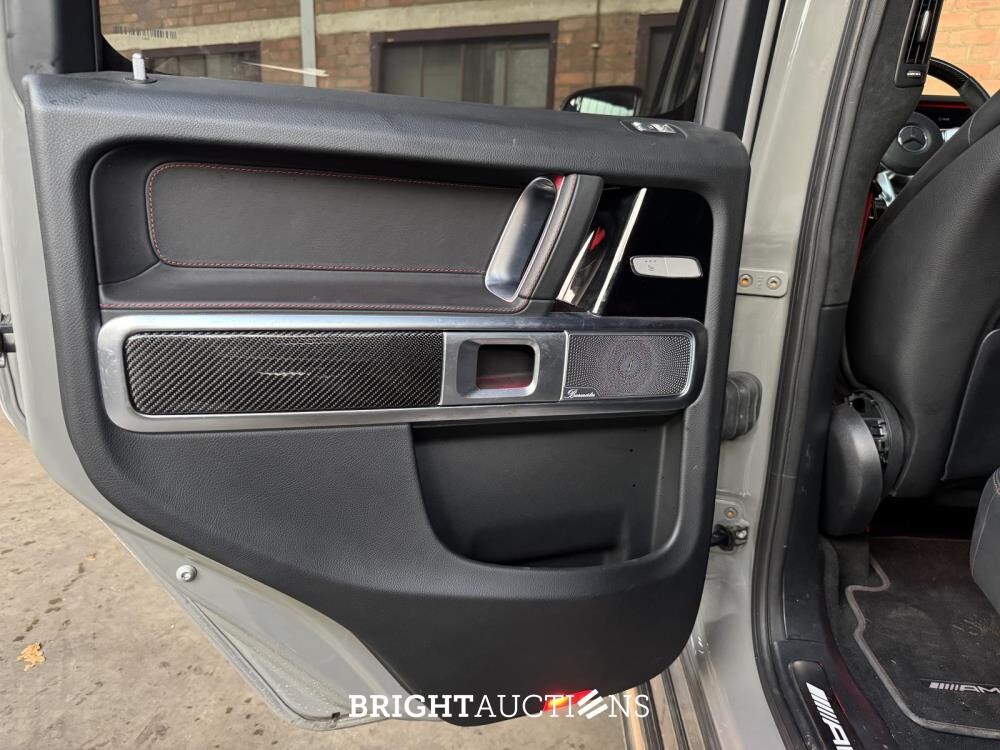 Mercedes-Benz G63 AMG 4.0 V8 585hp G-Class