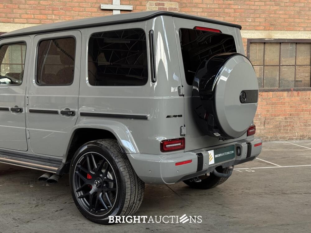 Mercedes-Benz G63 AMG 4.0 V8 585hp G-Class