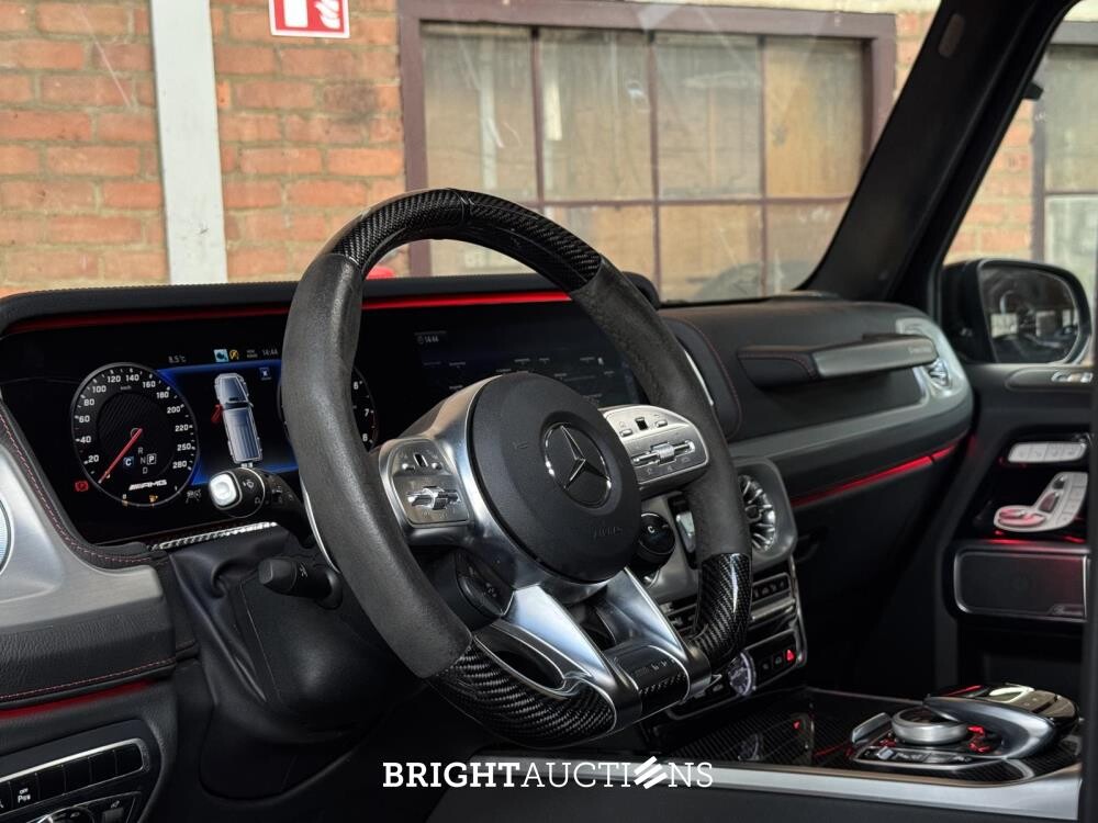 Mercedes-Benz G63 AMG 4.0 V8 585hp G-Class