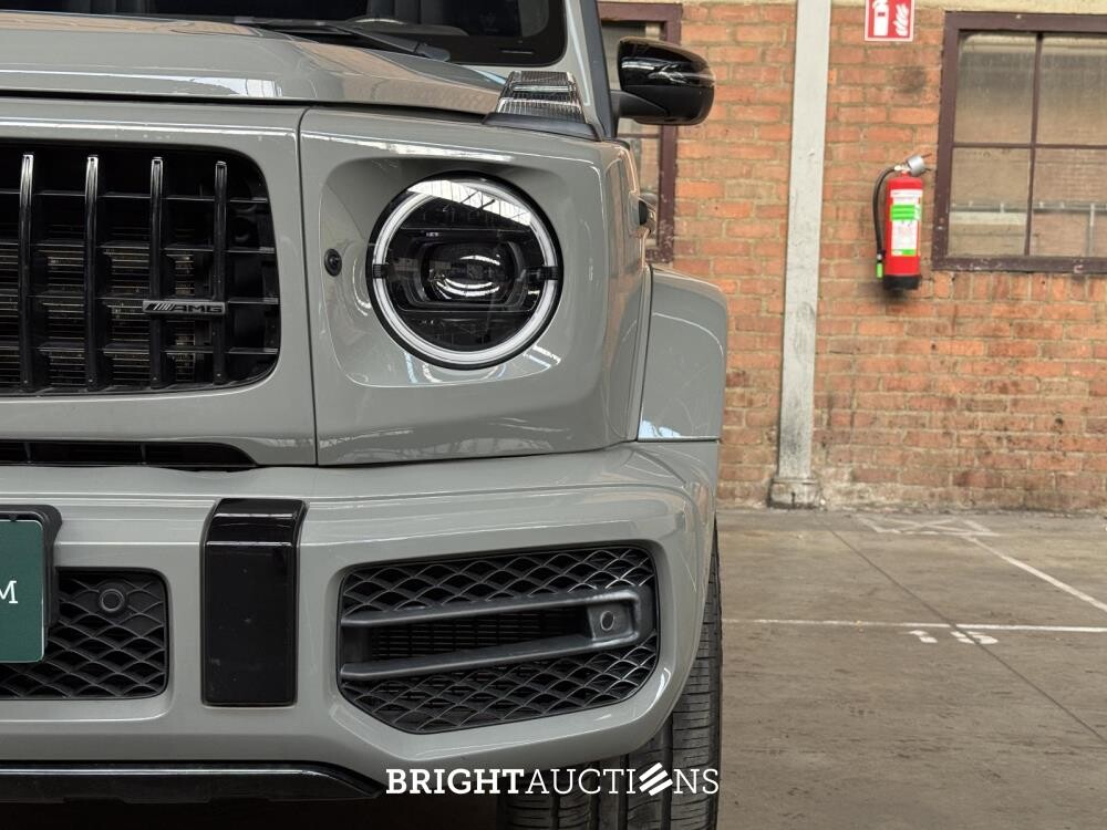 Mercedes-Benz G63 AMG 4.0 V8 585hp G-Class