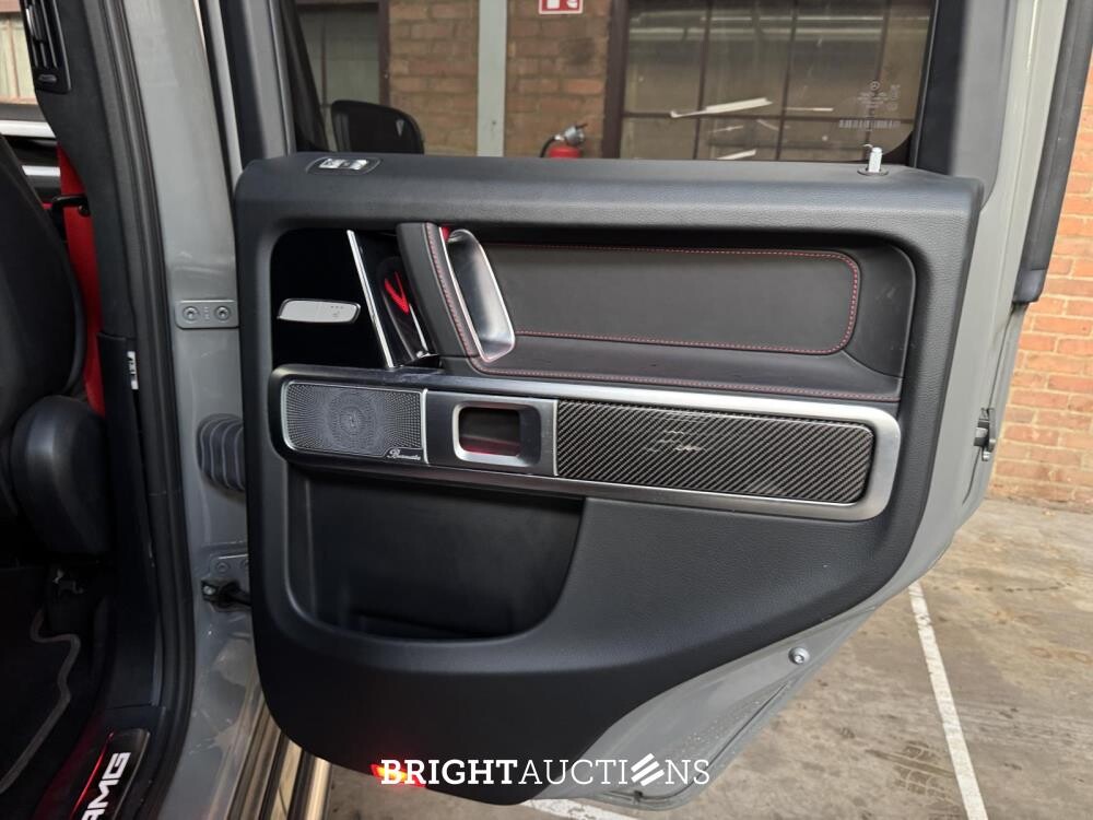 Mercedes-Benz G63 AMG 4.0 V8 585hp G-Class