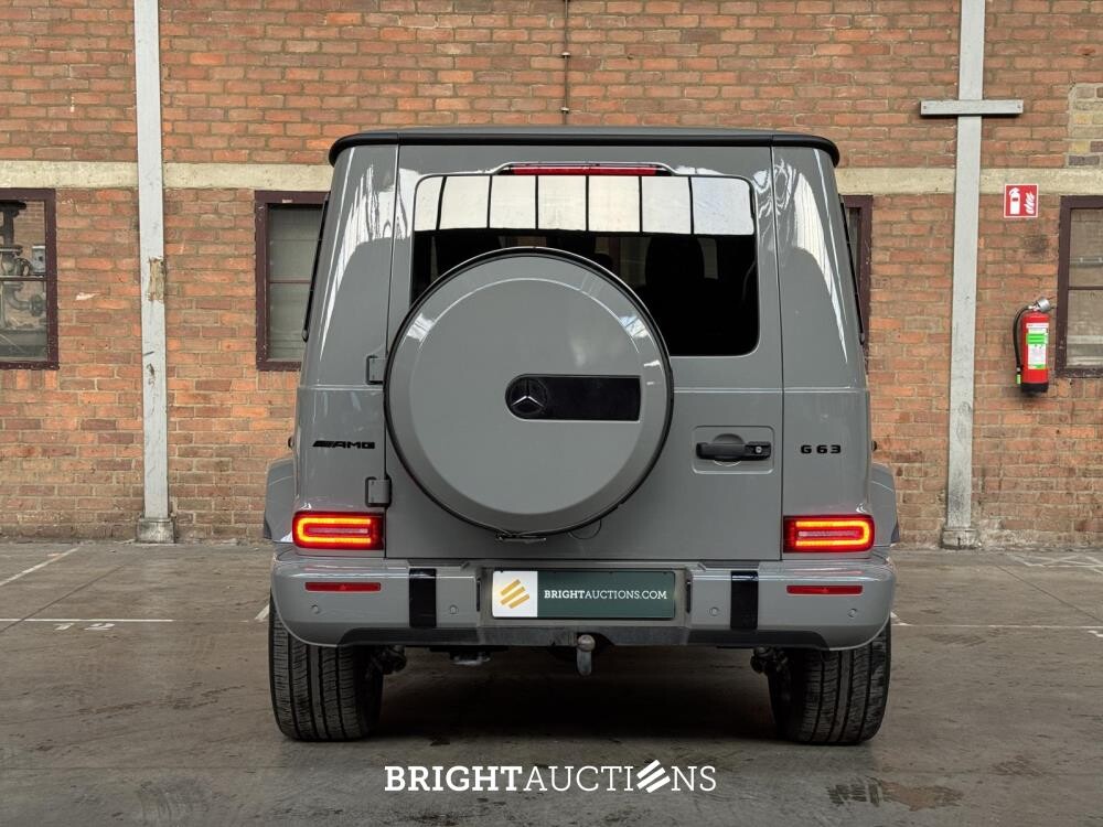 Mercedes-Benz G63 AMG 4.0 V8 585hp G-Class