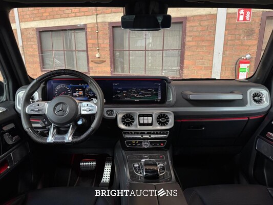 Mercedes-Benz G63 AMG 4.0 V8 585hp G-Class