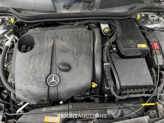 Mercedes-Benz A200 CDI Prestige AMG Line 136hp 2014 (Original-NL) A-Class, 5-TGD-38