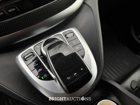 Mercedes-Benz V250d Extra Lang DC Avantgarde Edition 190pk 2019 (Origineel-NL & 1e Eigenaar) V-klasse, V-292-ZS