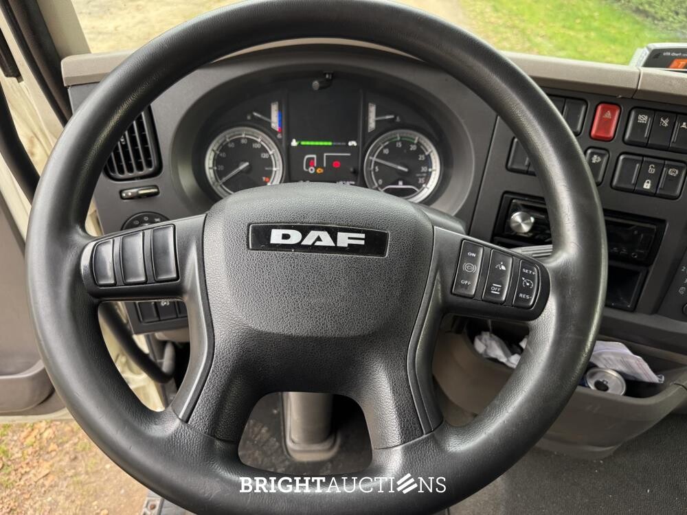 DAF LF 180 FA 184hp 2017 Truck (Original-NL + 1st Owner), 90-BKF-9