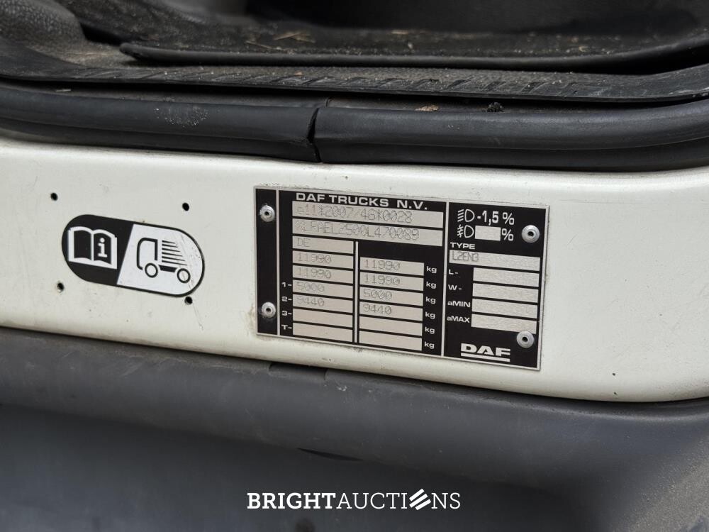 DAF LF 180 FA 184hp 2017 Truck (Original-NL + 1st Owner), 90-BKF-9