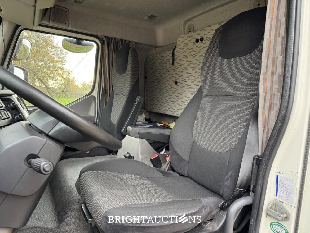 DAF LF 180 FA 184hp 2017 Truck (Original-NL + 1st Owner), 90-BKF-9