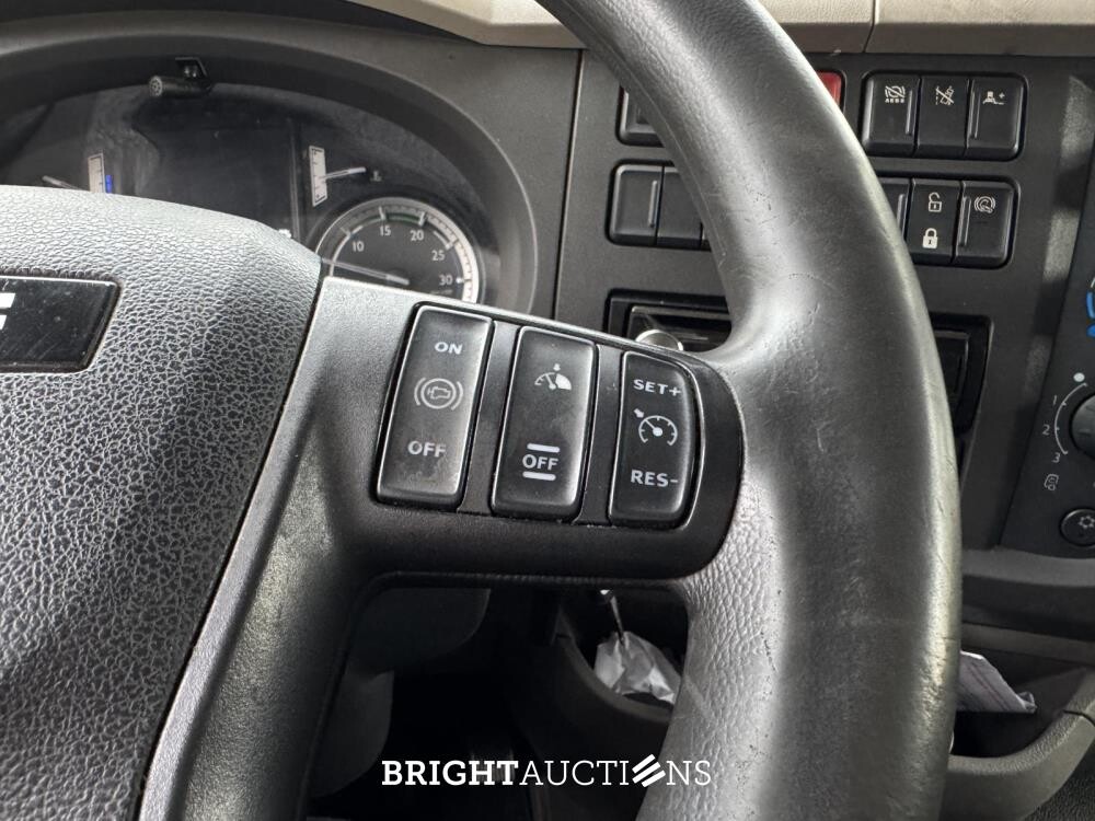 DAF LF 180 FA 184hp 2017 Truck (Original-NL + 1st Owner), 90-BKF-9