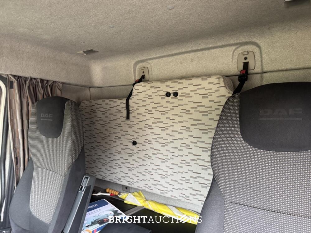 DAF LF 180 FA 184hp 2017 Truck (Original-NL + 1st Owner), 90-BKF-9