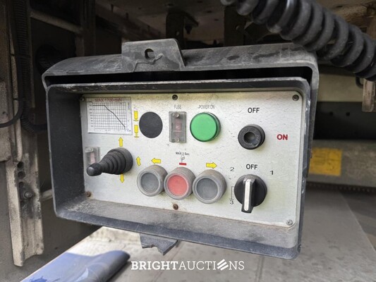 DAF LF 180 FA 184hp 2017 Truck (Original-NL + 1st Owner), 90-BKF-9