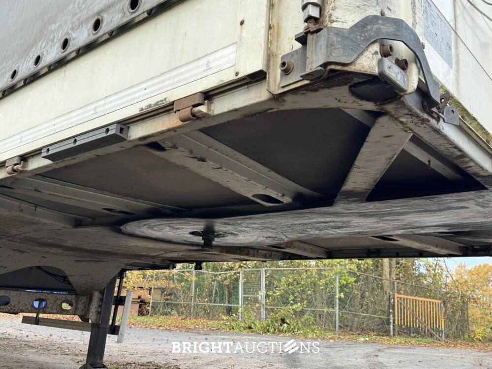 Kaessbohrer MAXIMA Semi-trailer 2011, OL-01-NX