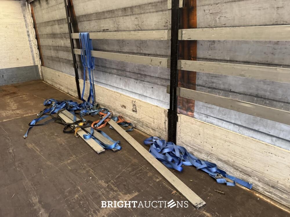 Kaessbohrer MAXIMA Semi-trailer 2011, OL-01-NX