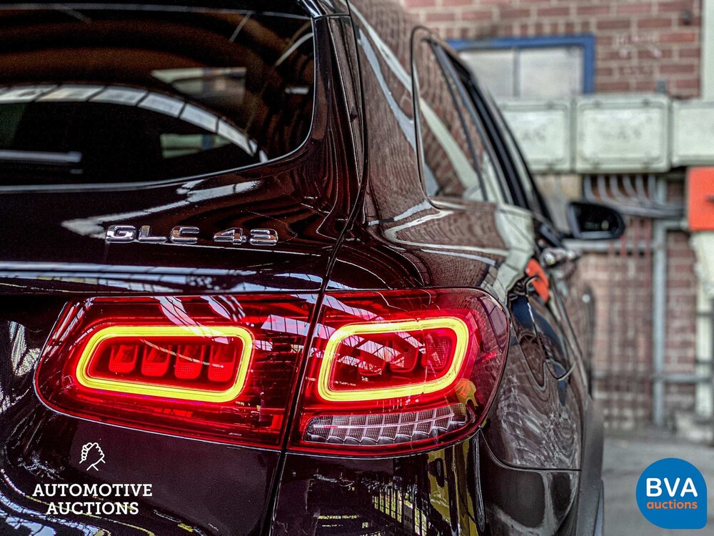 2021 Mercedes-Benz GLC43 AMG 4Matic 390PS.