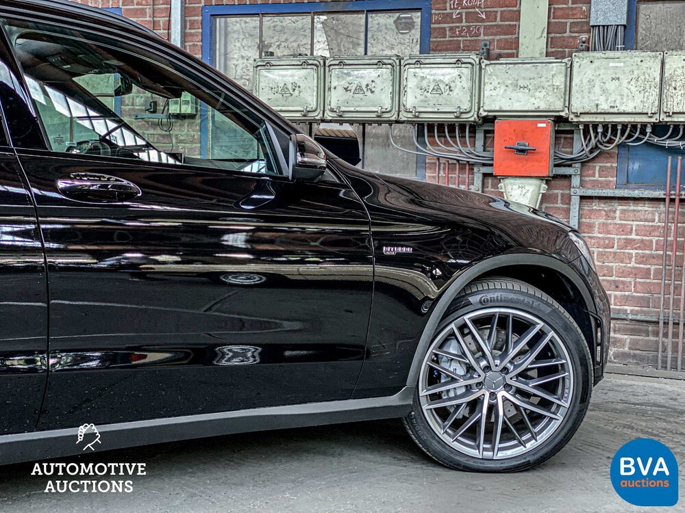 2021 Mercedes-Benz GLC43 AMG 4Matic 390PS.