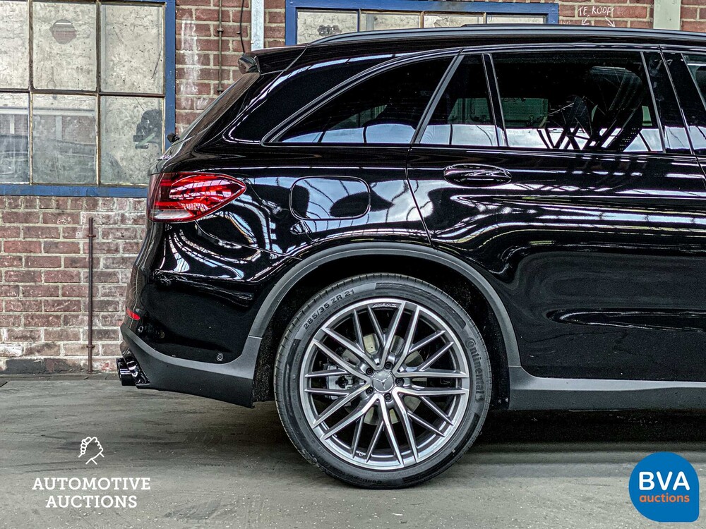 2021 Mercedes-Benz GLC43 AMG 4Matic 390PS.