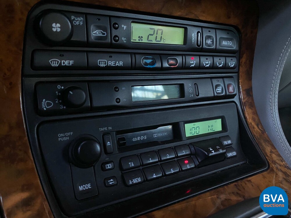 Jaguar Souverän 3.2 211PS 1996 -Org. NL-, NN-HV-09.