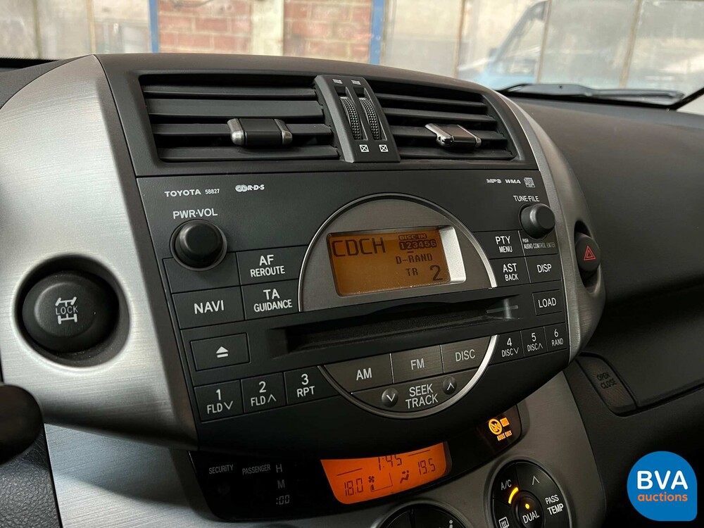Toyota RAV4 2.2 D-CAT Linea Sol 177PS 2006 -Org. NL-, 41-SP-LK.