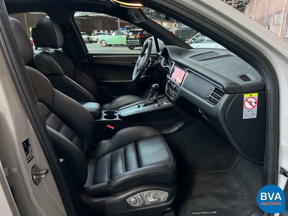 Porsche Macan 2.0 231PS 2019.