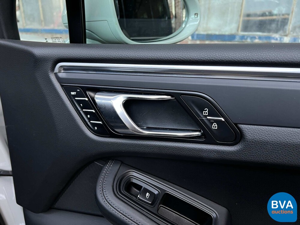 Porsche Macan 2.0 231PS 2019.