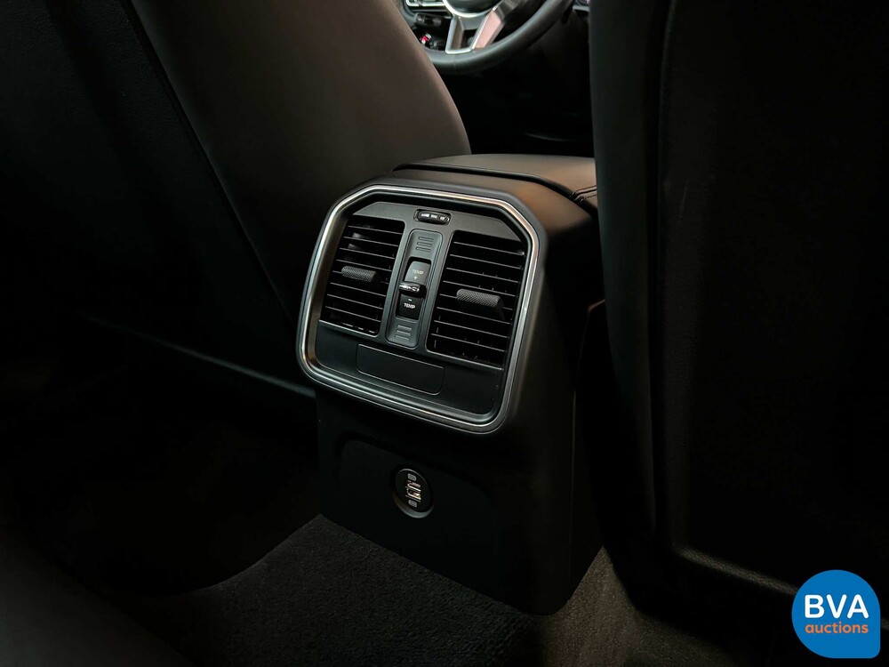 Porsche Macan 2.0 231PS 2019.