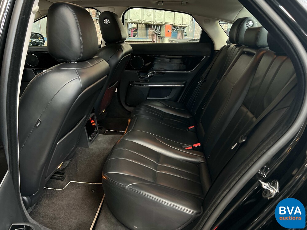 Jaguar XJ3.0 V6 SC 340 PS 2013, 3-SLT-85.