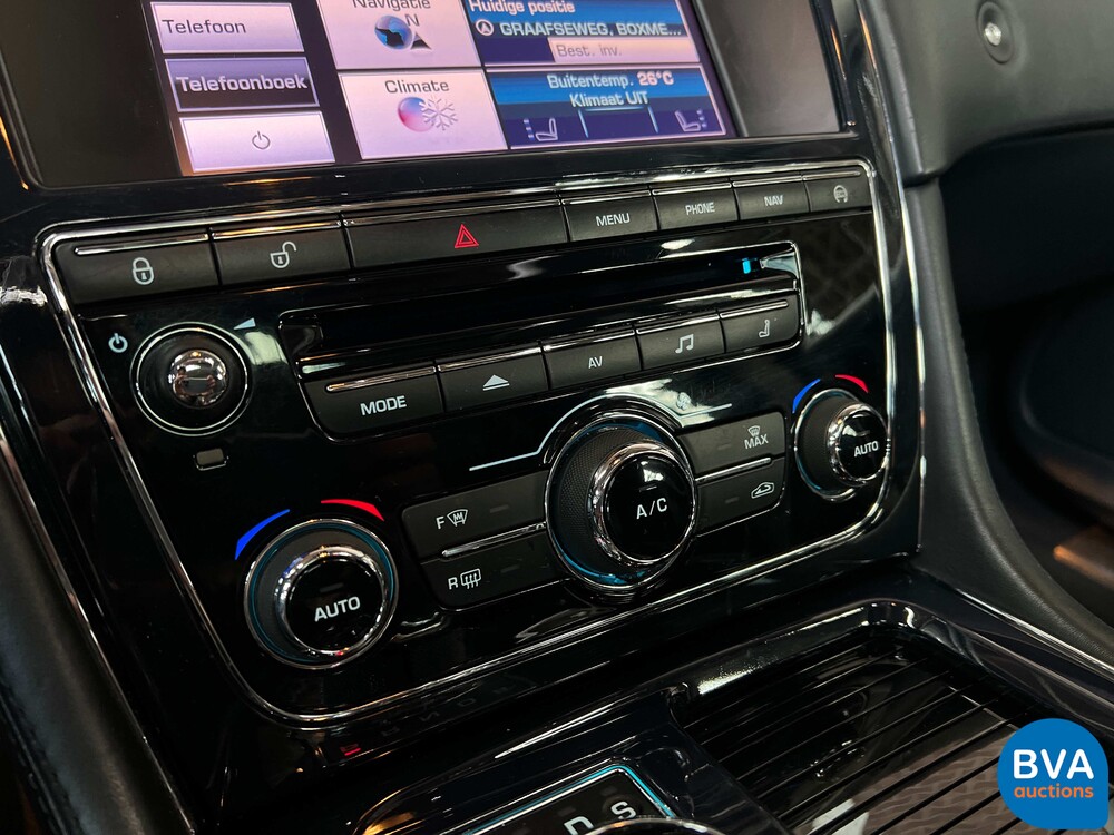 Jaguar XJ3.0 V6 SC 340 PS 2013, 3-SLT-85.